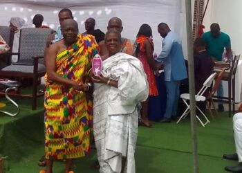 Sir Sam Jonah honoured at Osabarimba Royal Awards