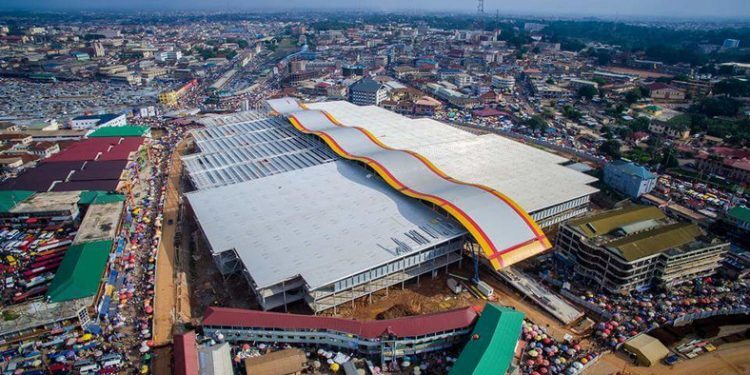 Kejetia market traders shut shops over GH₵5m ECG debt