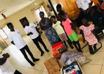C/R: GNPC Foundation Scholars’ Association donates to Trinity Hope Centre Orphanage