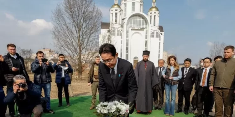 Japanese and Chinese leaders visit opposing capitals in Ukraine war