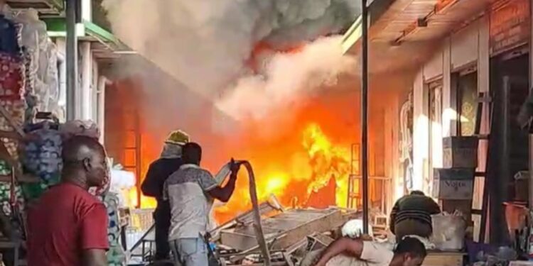 Kejetia market shut down after fire outbreak