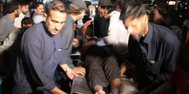 Explosions kill 17 in Pakistan counter-terror office