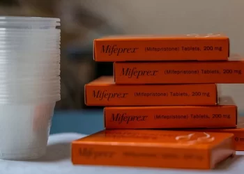 US court preserves access to abortion drug for now