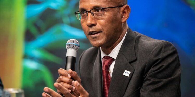 cloud-of-economic-downturn-over-africa-will-ease-in-the-near-term-andrew-dabalen