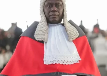 Be honest in your discharge of service – Chief Justice to judicial staff