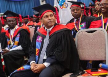 indian-high-commissioner-to-ghana-graduates-from-ucc