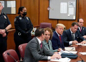 Trump says US "going to hell" after being charged