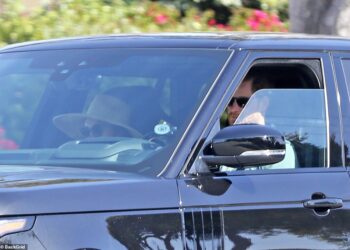 Harry, Meghan in 'near catastrophic' New York paparazzi car chase, spokesperson says