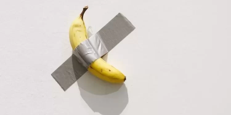 Banana artwork in Seoul museum eaten by visitor