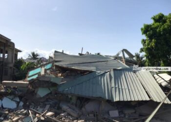 3-story building collapse, over 15 tenants escape death at Winneba