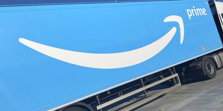 Amazon duped millions of consumers into enrolling in Prime, US FTC says