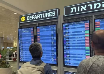 Airlines cancel or delay flights to Israel as fighting continues