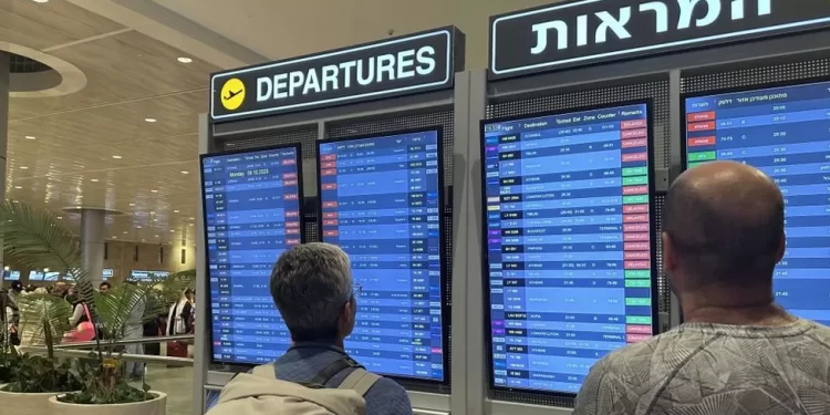 Airlines cancel or delay flights to Israel as fighting continues