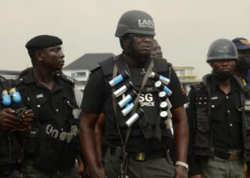 Mass arrests in Nigeria over alleged gay wedding