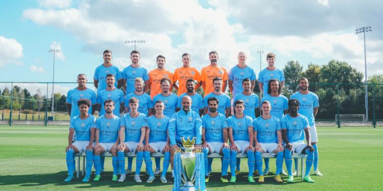 Manchester City win club of year award