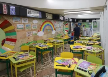 War-torn Ukraine plans first underground school