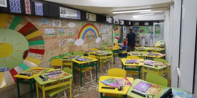 War-torn Ukraine plans first underground school