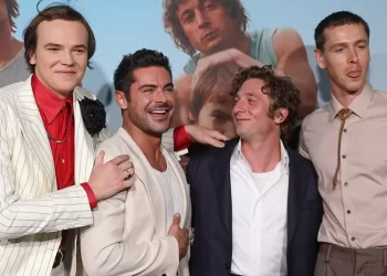 Hollywood actors' union Sag-Aftra agrees tentative deal to end four-month strike