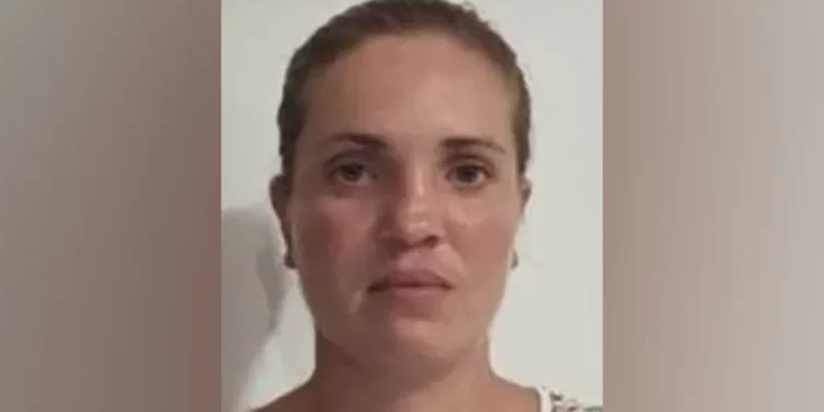 Police hunt for woman over £350K jewellery theft