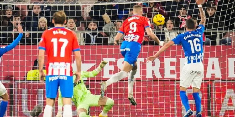 Girona beat Alaves to return to top of La Liga