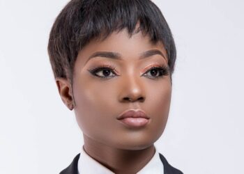 Some people come into your life to use and dump you, says Efya