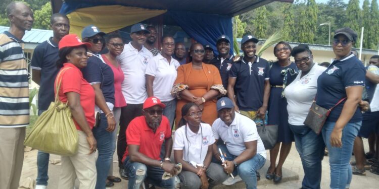 Cape Coast: UJHS 1993 Alumni Donates to their Alma Mater