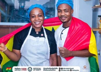 Chef Faila breaks cooking marathon record at 227 hours