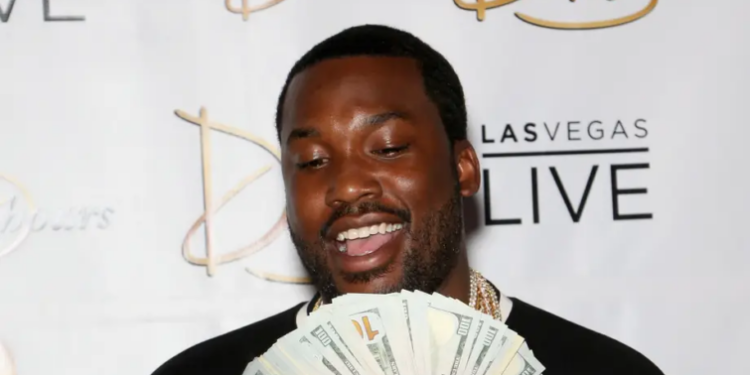 "I charge $250,000 for a verse" – Meek Mill