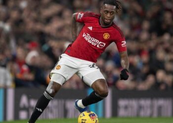 Manchester United have triggered a one-year option to extend Aaron Wan-Bissaka's contract until June 2025.