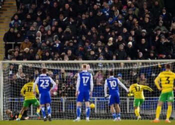 Norwich beat Bristol Rovers to book Liverpool tie