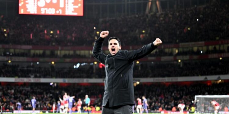 Arsenal 3-1 Liverpool: 'Arsenal have placed themselves at heart of three-way title race'