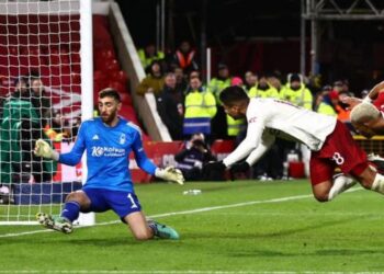 Late Casemiro winner helps Man Utd progress at Forest