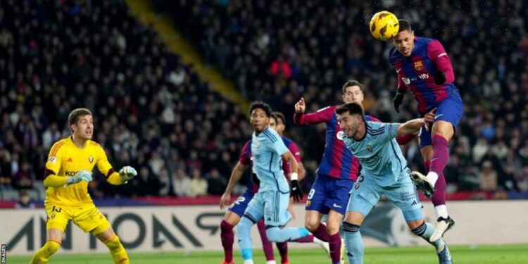 Roque scores first Barca goal in win over Osasuna