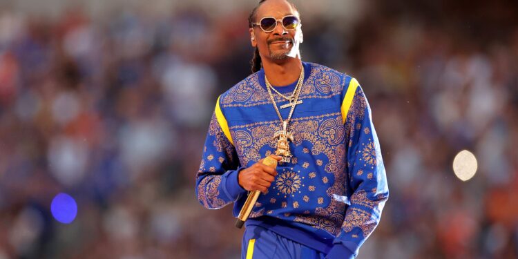 Snoop Dogg shades Grammys for getting 16 nominations but never winning an award