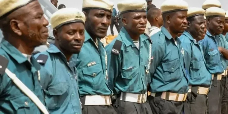 Nigerian Islamic police arrest non-fasting Muslims during Ramadan