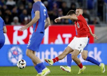 Baumgartner scores fastest ever international goal