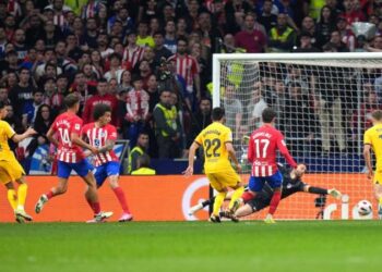 Felix scores as Barca beats Atletico to move second