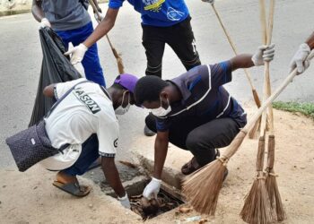 community-volunteer-service-organizations-lead-independence-day-clean-up-to-combat-plastic-pollution
