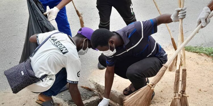 community-volunteer-service-organizations-lead-independence-day-clean-up-to-combat-plastic-pollution