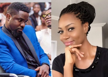 Ghanaian actress and movie producer, Yvonne Nelson has taken a subtle jab at rapper Sarkodie in her recent interview on Accra based Onua FM.