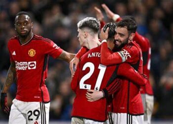 Manchester Utd. fight back to win 4-2 after doing down by 2 goals against Shefield Utd