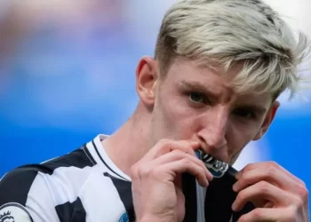 Gordon turns doubters into believers