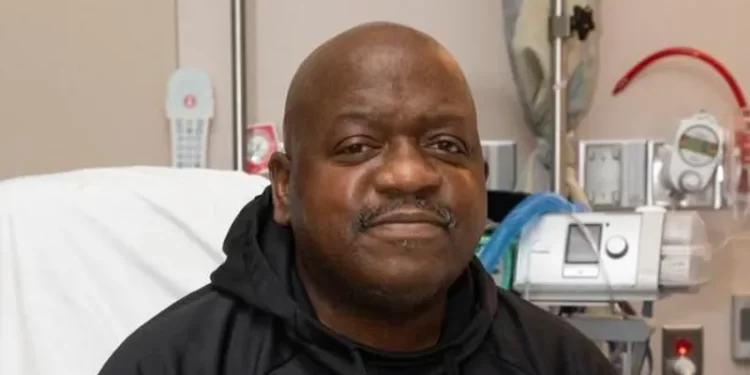 Man who received first pig kidney transplant dies