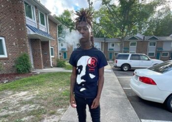 Rapper accidentally shoots himself dead while filming music video