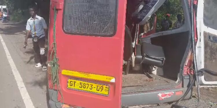 C/R: 2 Dead, 23 others injured in accident at Gomoa Simbrofo