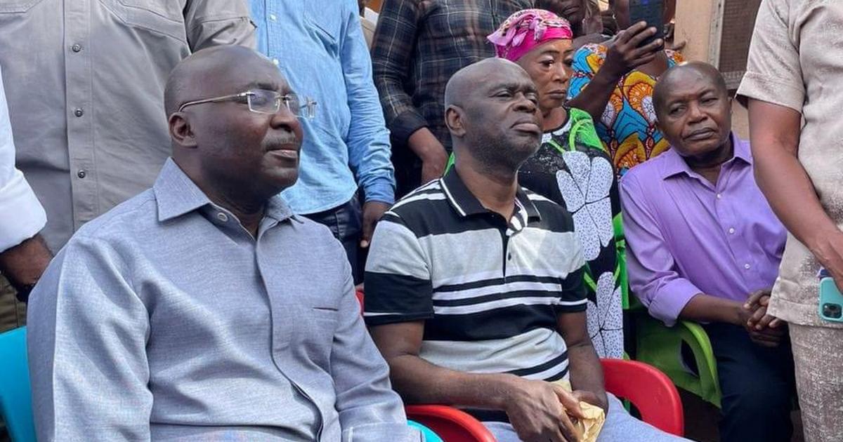 Bawumia donates GH₵100,000 to ailing gospel legend Yaw