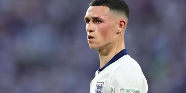 Foden leaves England camp for birth of third child