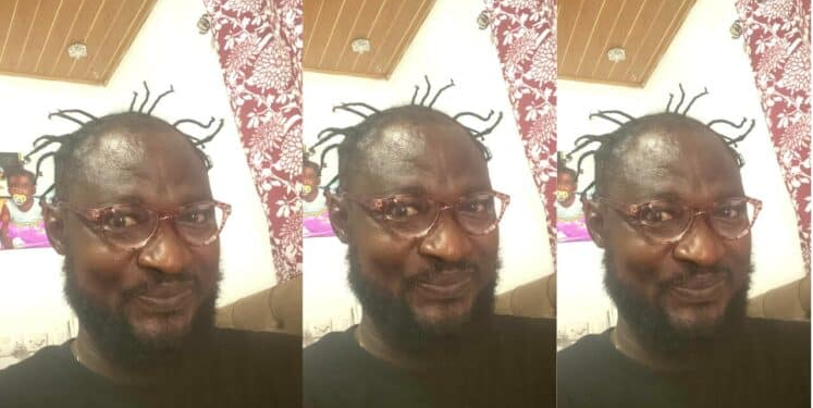 Ghanaian comic actor Funny Face has recently debuted a new look, sparking a buzz on social media, with netizens showing displeasure over his new look.