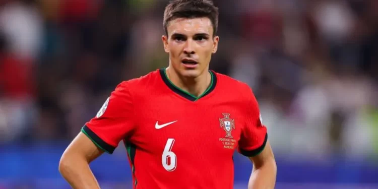 Bayern sign Fulham midfielder Palhinha until 2028