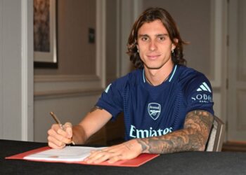 Calafiori 'ready to pack bags' after first Arsenal talk